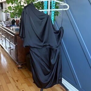 Dynamite Sleek Black One-Shoulder Dress